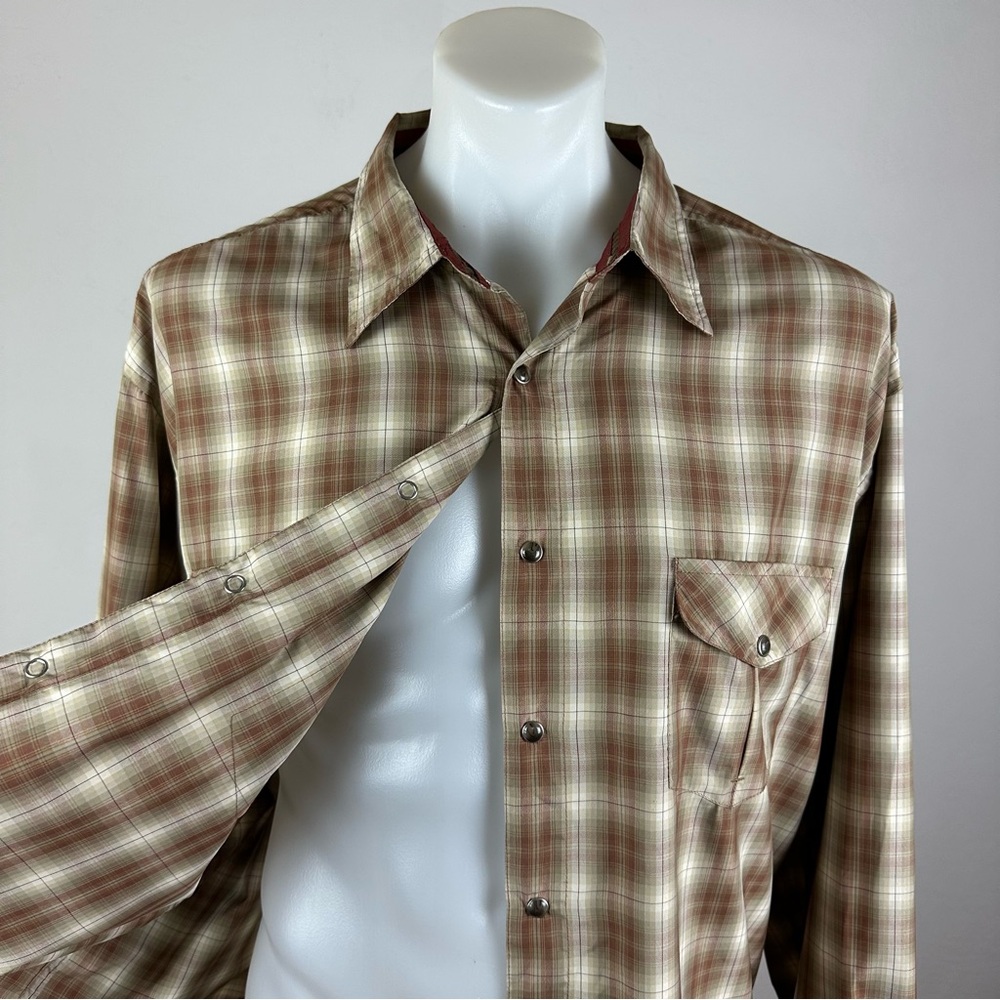 Kuhl Eluxur Men's Performance Plaid Casual Button Down Shirt
